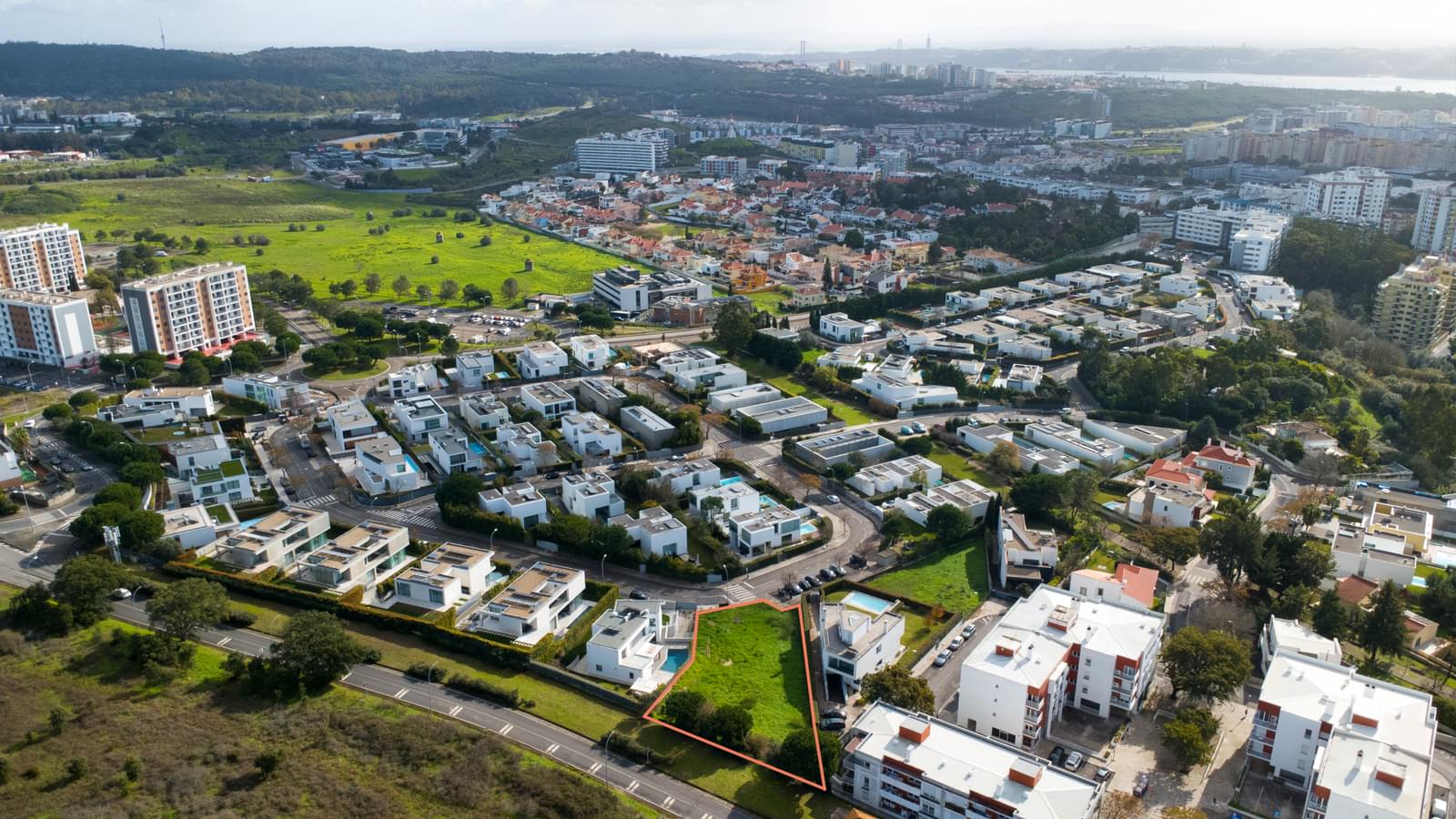 Terreno 1273 m2, Carnaxide, Oeiras - Imagem 3