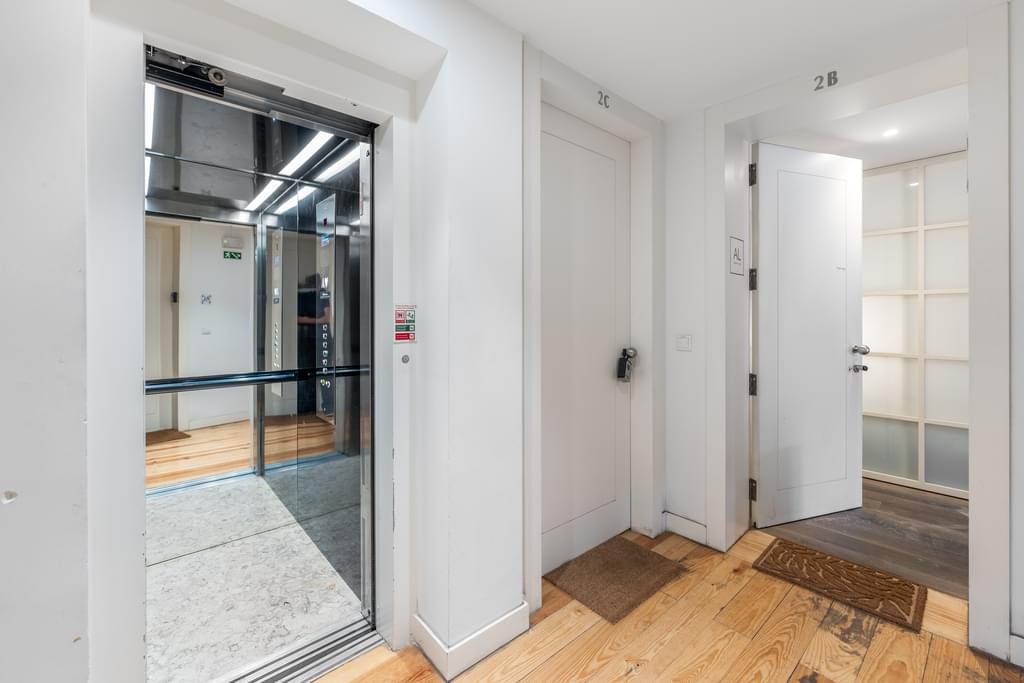 Studio Apartment with a view, Chiado, Lisboa 3836857959