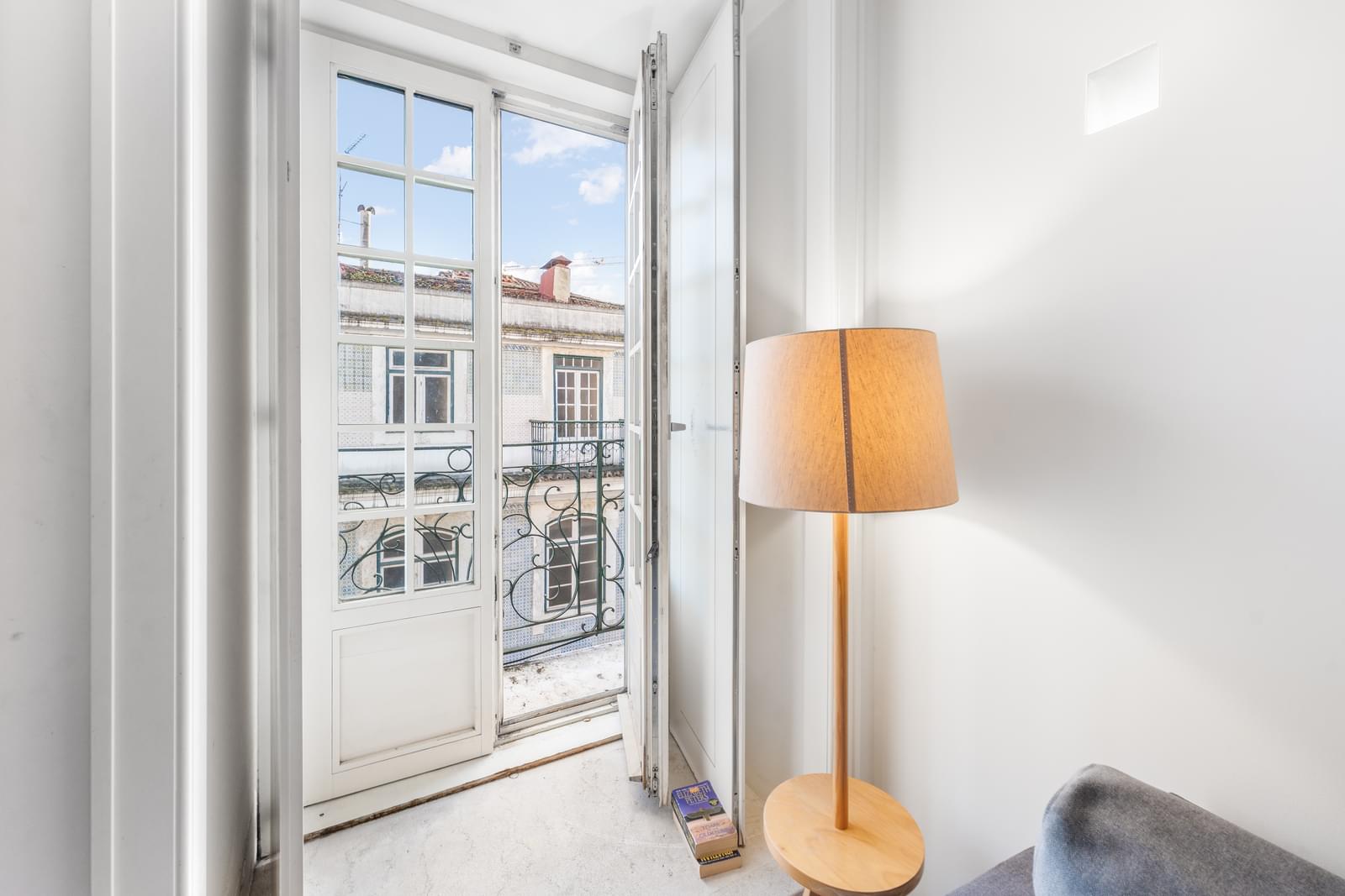 Apartamento T0 + 1 com vista, Chiado, Lisboa - Imagem 6