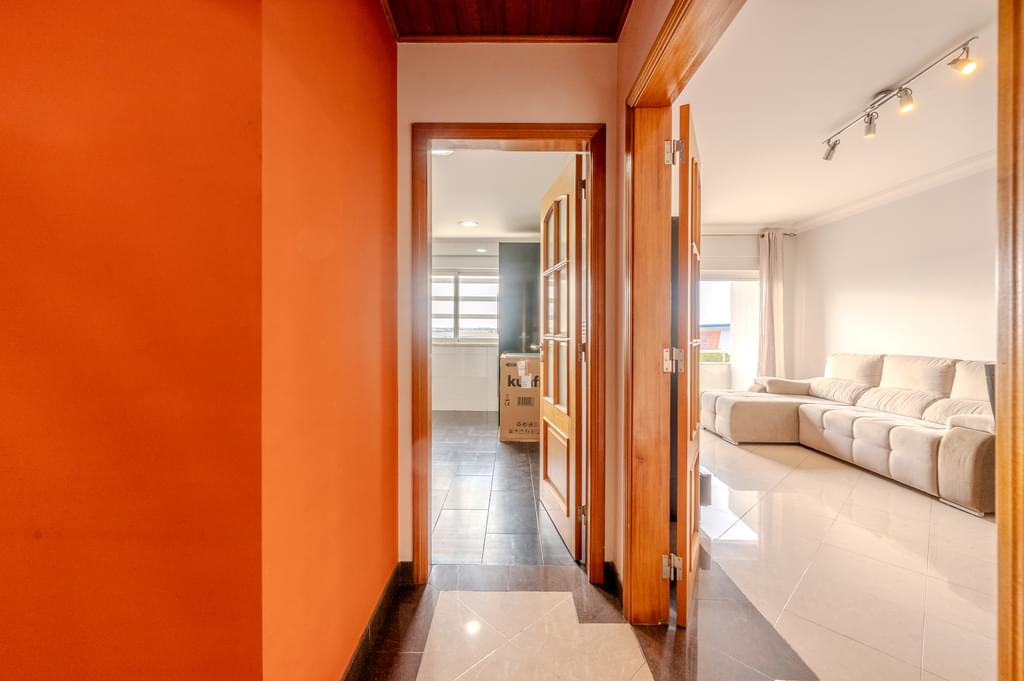 2 Bedroom Apartment with parking, Montijo 962056014