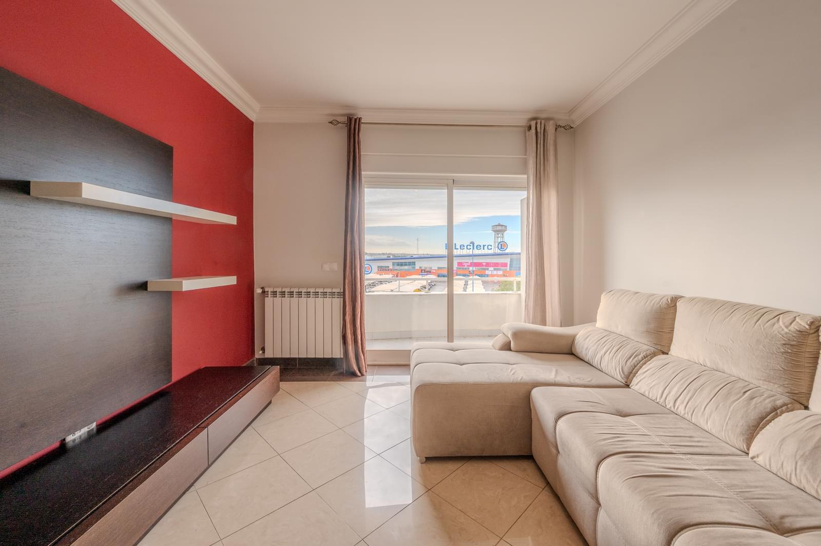 Apartamento T2 com estacionamento, Montijo - Imagem 4