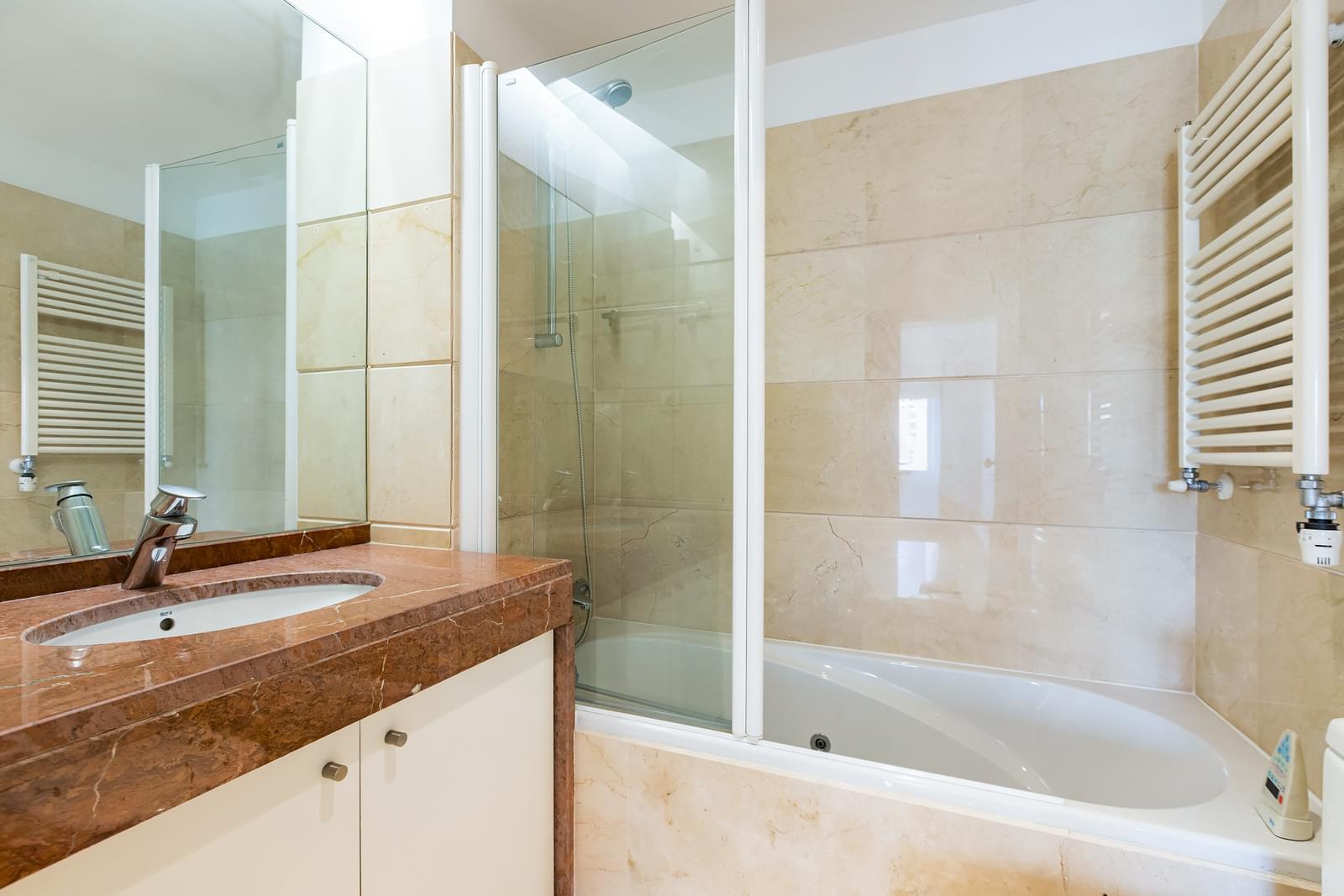 Apartamento T3 com vista, Laranjeiras, Lisboa - Imagem 25