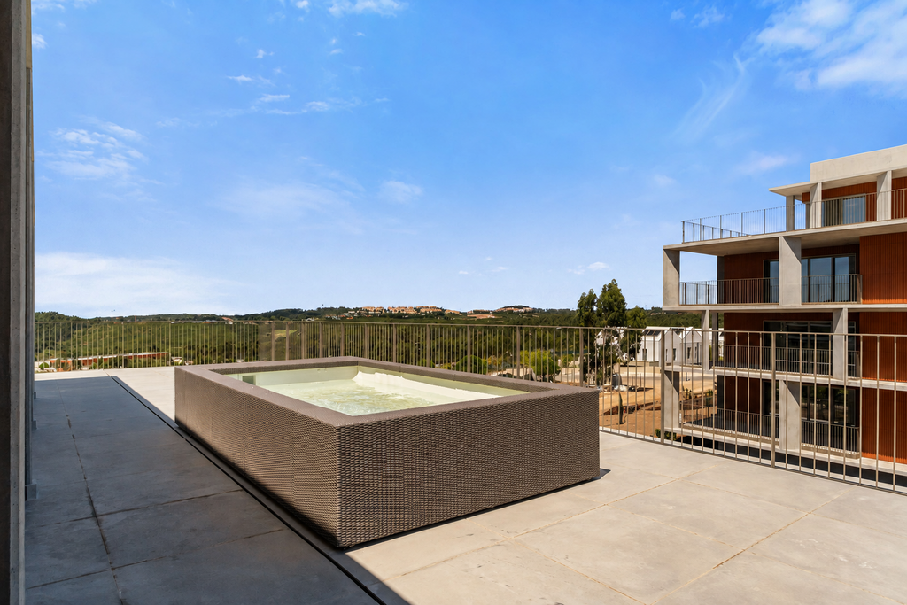 4 Bedroom Penthouse with garden, Belas Clube de Campo, Sintra