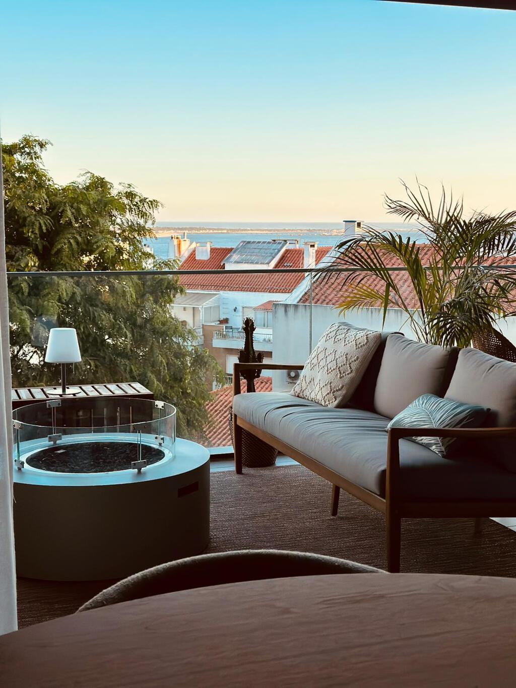 3 Bedroom Apartment with swimming pool, Alto de Algés, Oeiras 2522761923