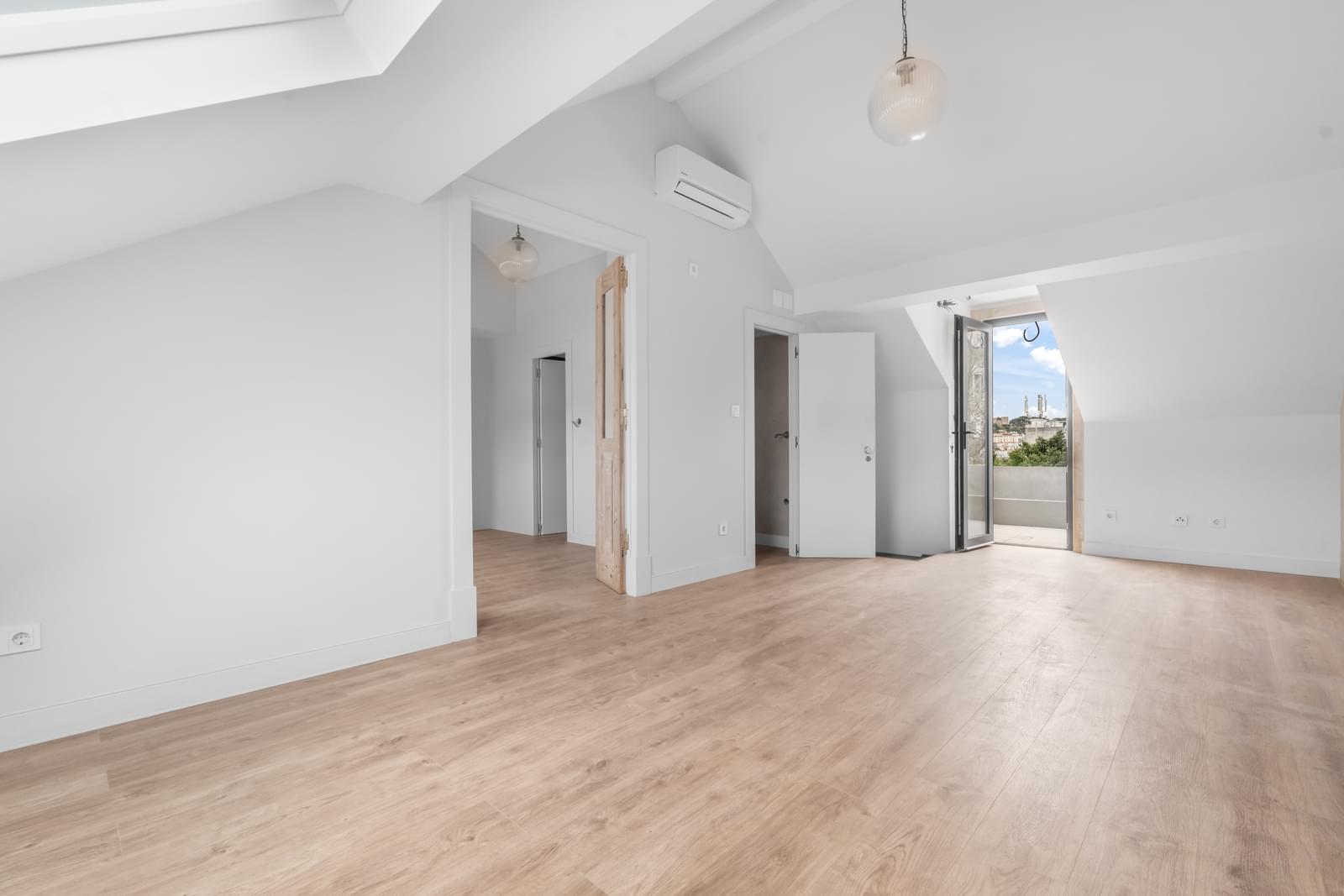3 Bedroom Apartment/Flat's Image 7