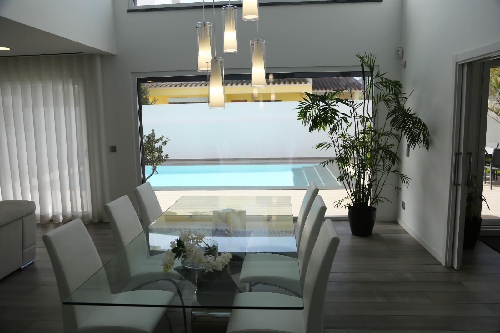 4 Bedroom Villa/Townhouse's Image 3