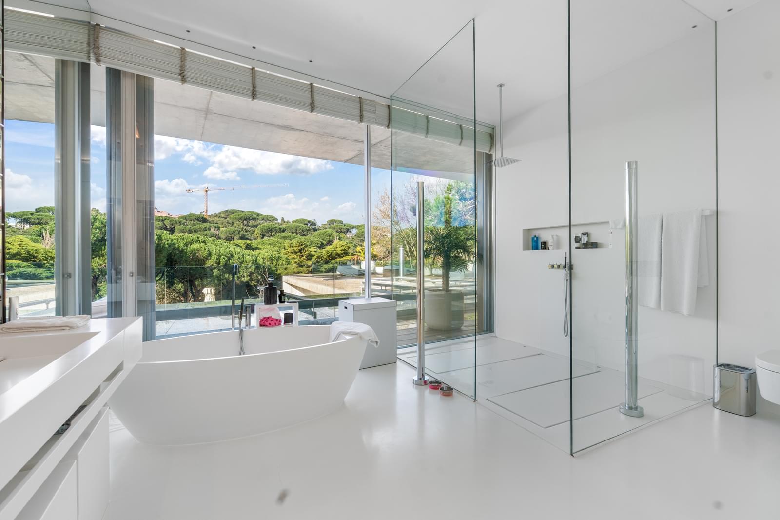 8 Bedroom Villa/Townhouse's Image 35