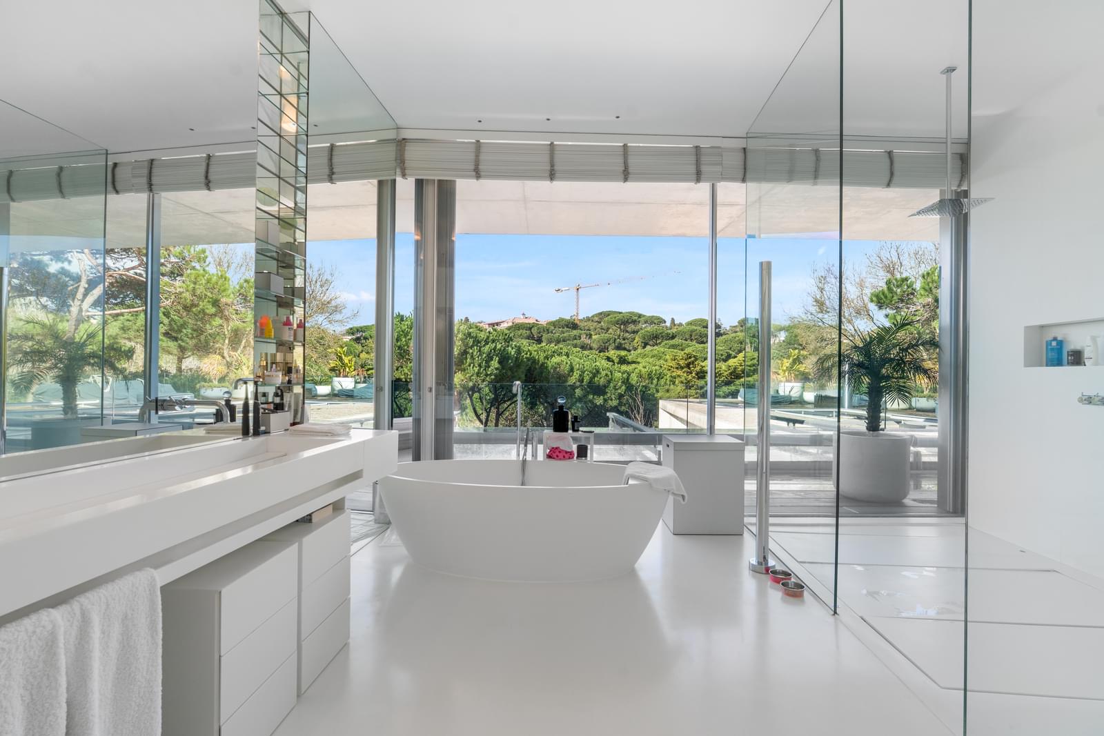8 Bedroom Villa/Townhouse's Image 36