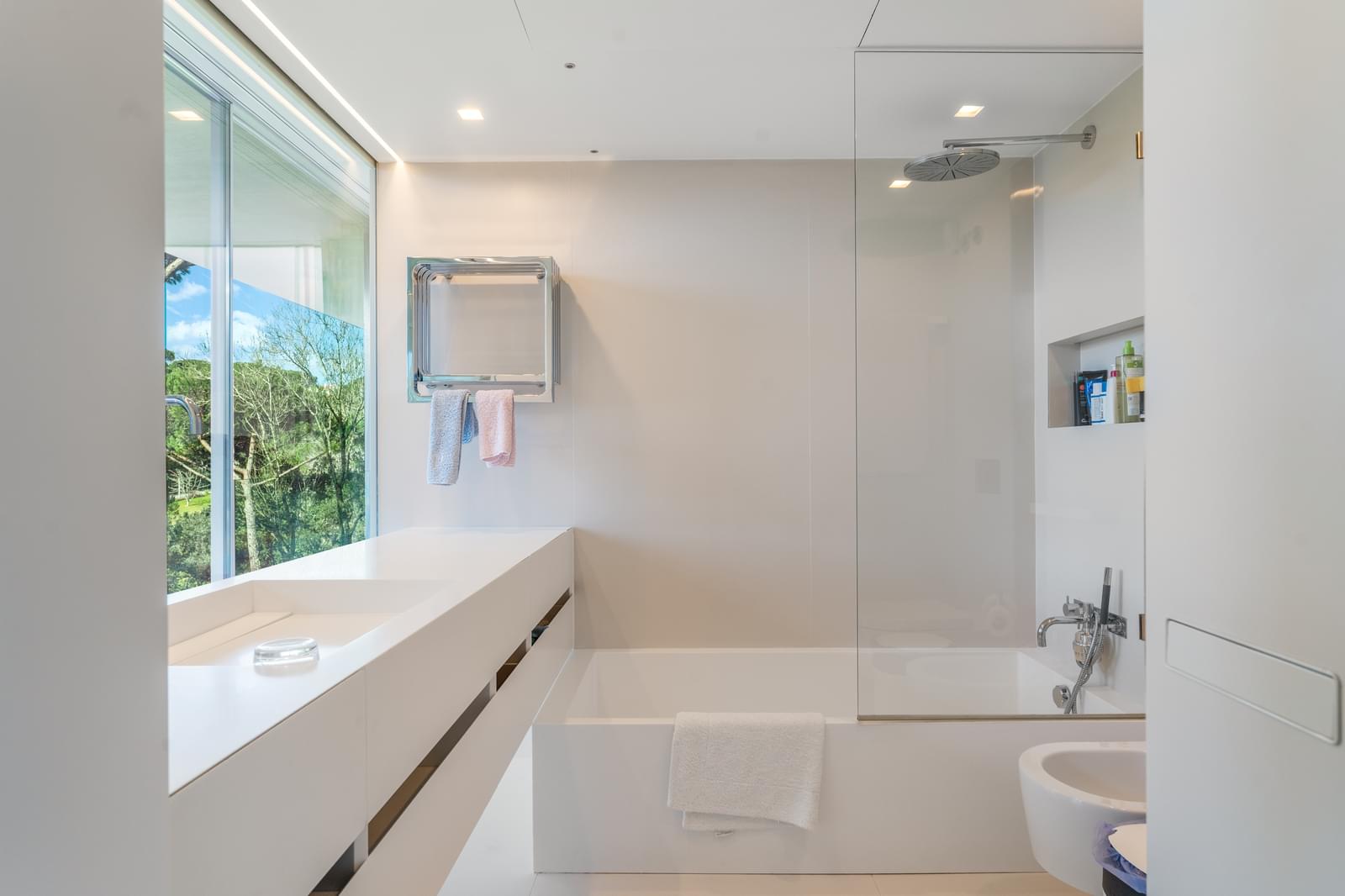 8 Bedroom Villa/Townhouse's Image 49