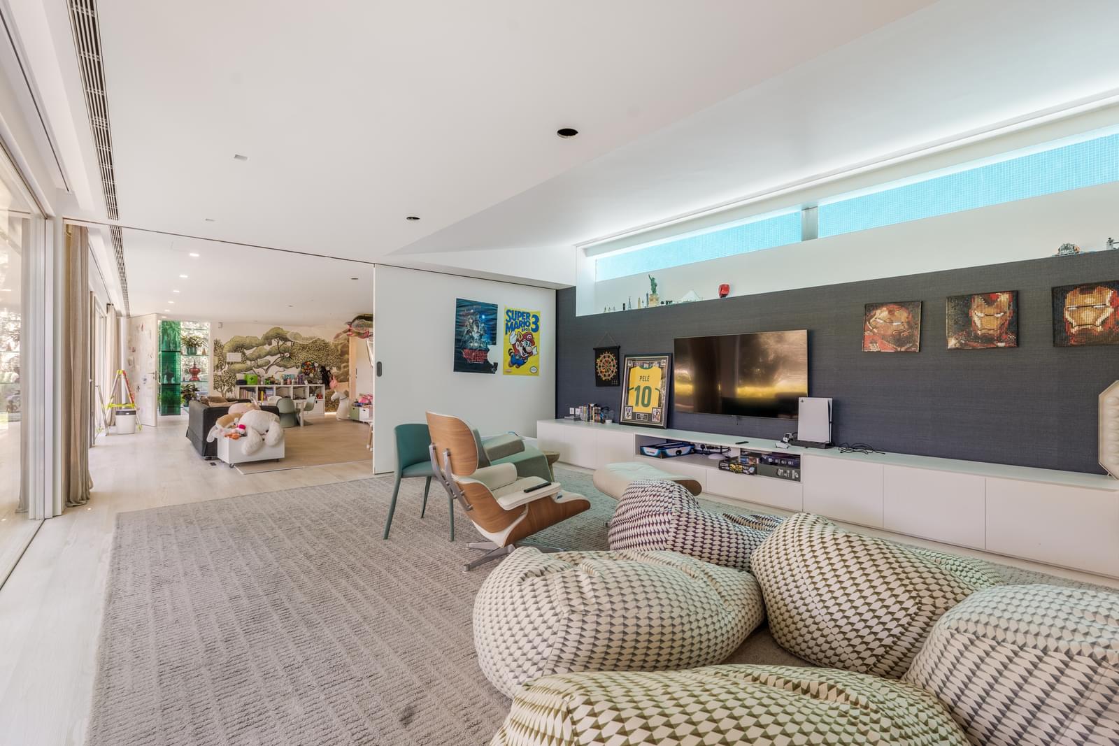 8 Bedroom Villa/Townhouse's Image 59