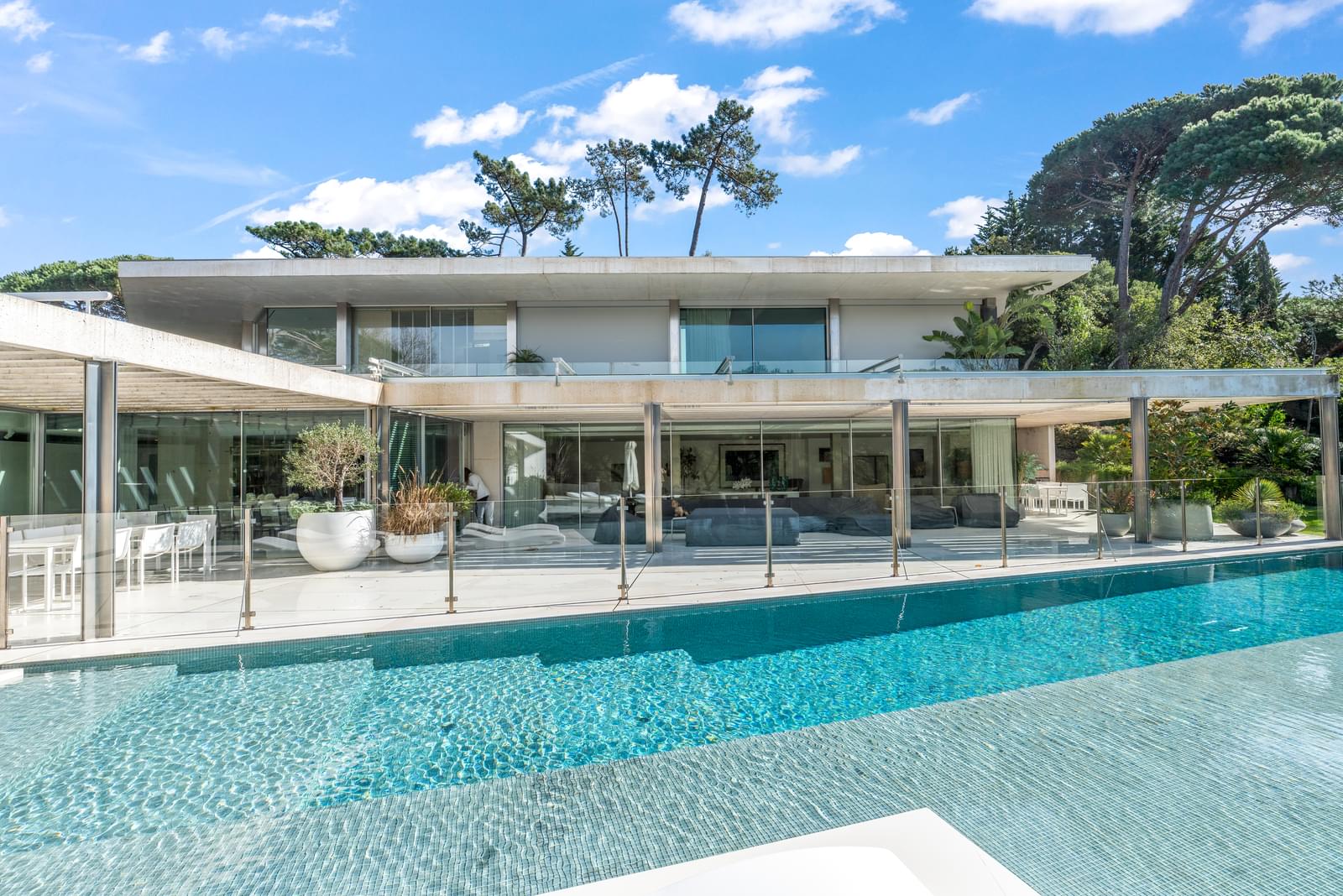 8 Bedroom Villa/Townhouse's Image 71