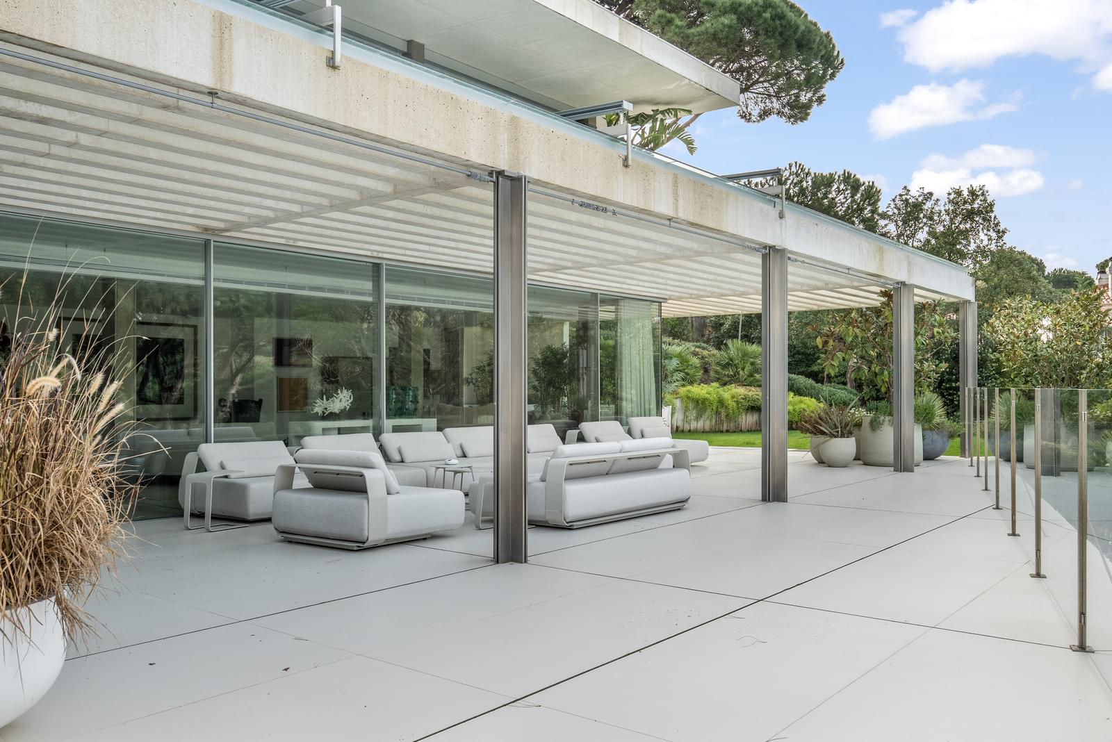 8 Bedroom Villa/Townhouse's Image 77