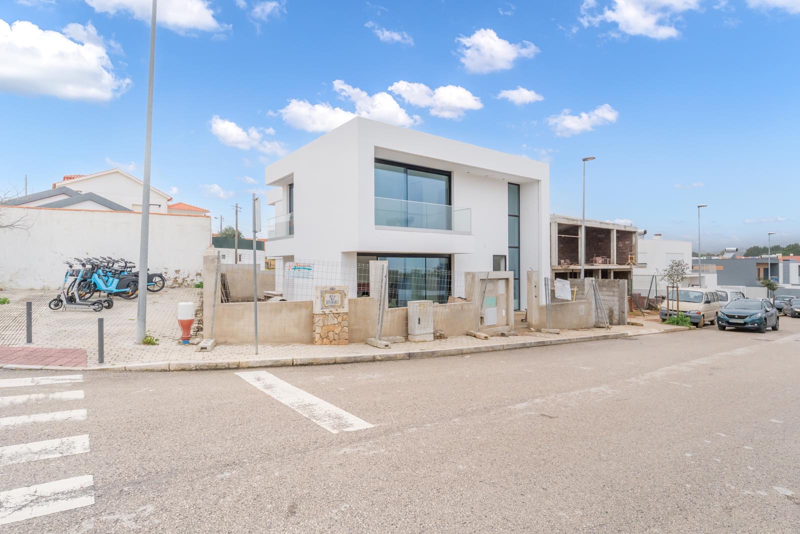 4 Bedroom Villa/Townhouse's Image 19
