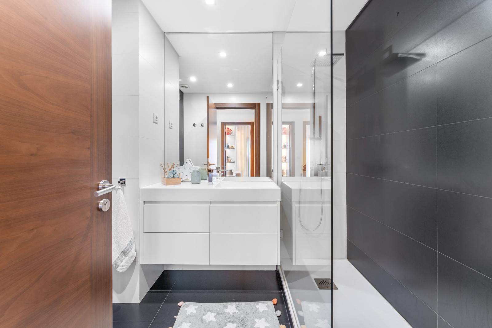 4 Bedroom Apartment/Flat's Image 15