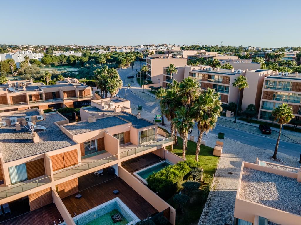 4 Bedroom Semi-detached house with swimming pool, Albufeira 945368667