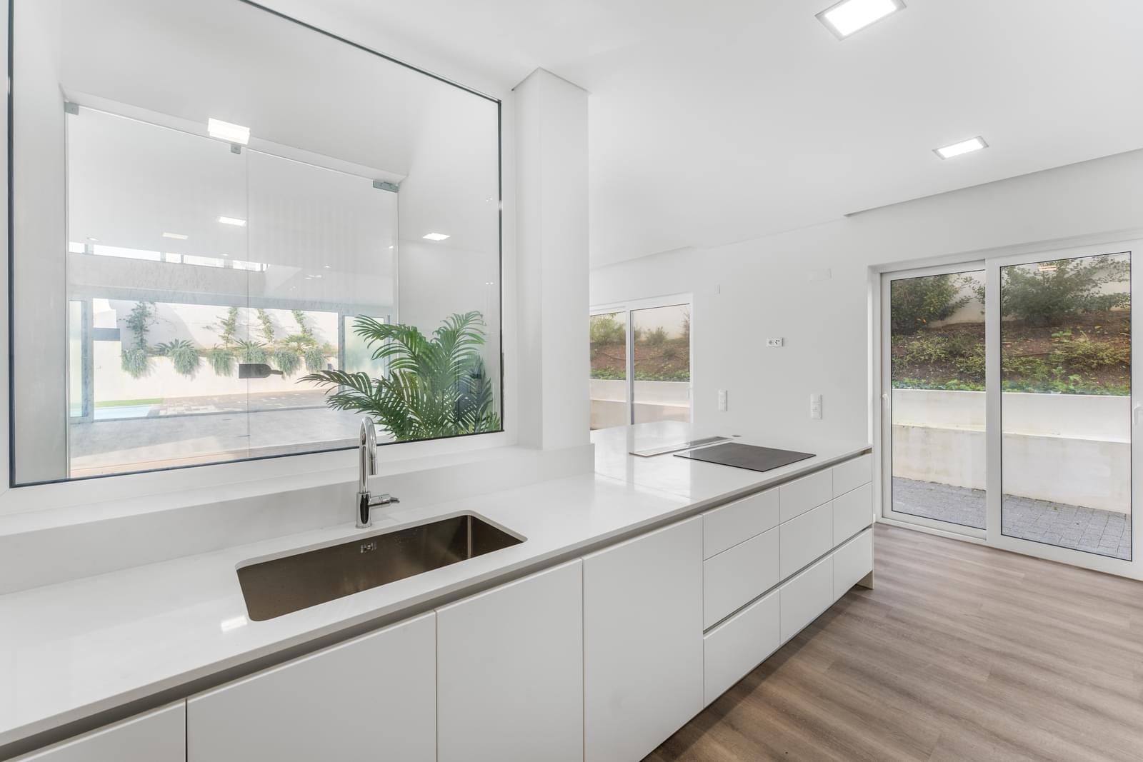 4 Bedroom Villa/Townhouse's Image 7