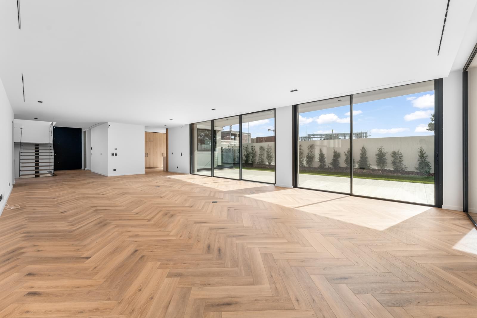 5 Bedroom Villa/Townhouse's Image 4