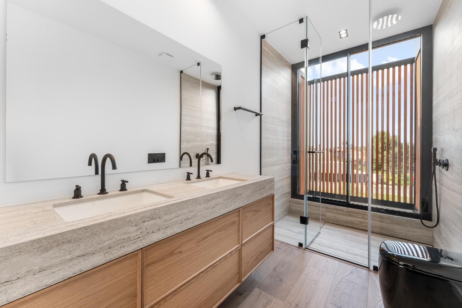 5 Bedroom Villa/Townhouse's Image 26