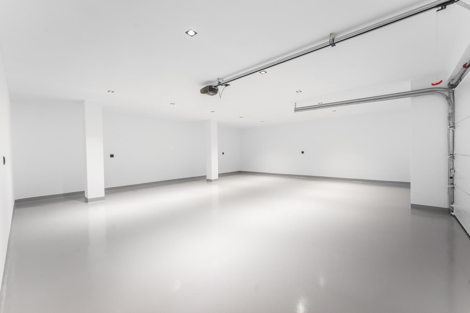 5 Bedroom Villa/Townhouse's Image 32