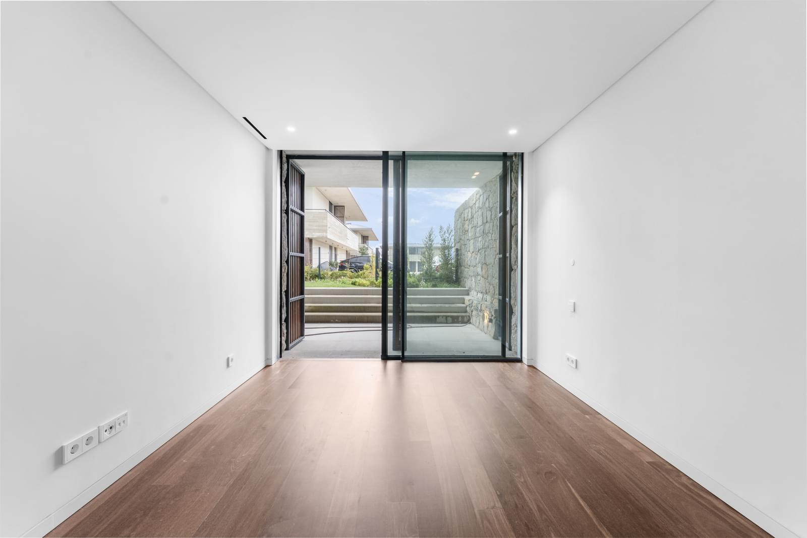 2 Bedroom Apartment/Flat's Image 10