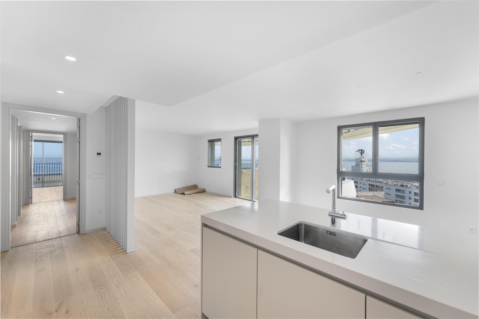 3 Bedroom Apartment/Flat's Image 3