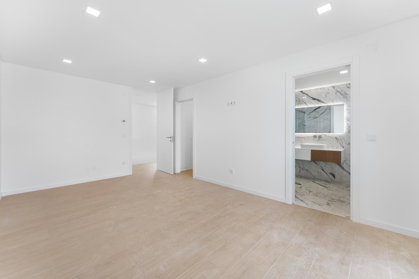 3 Bedroom Villa/Townhouse's Image 16