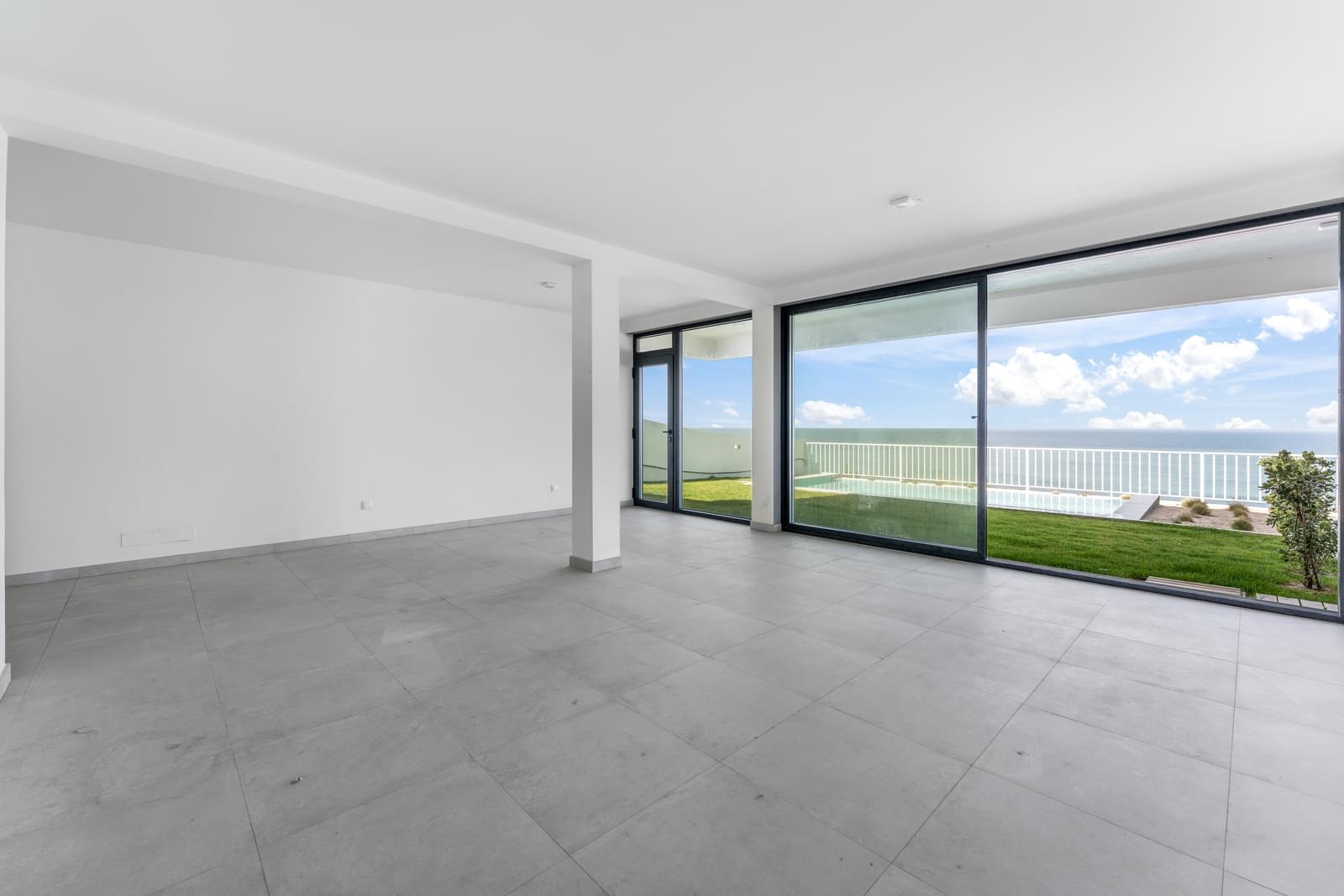 3 Bedroom Villa/Townhouse's Image 25