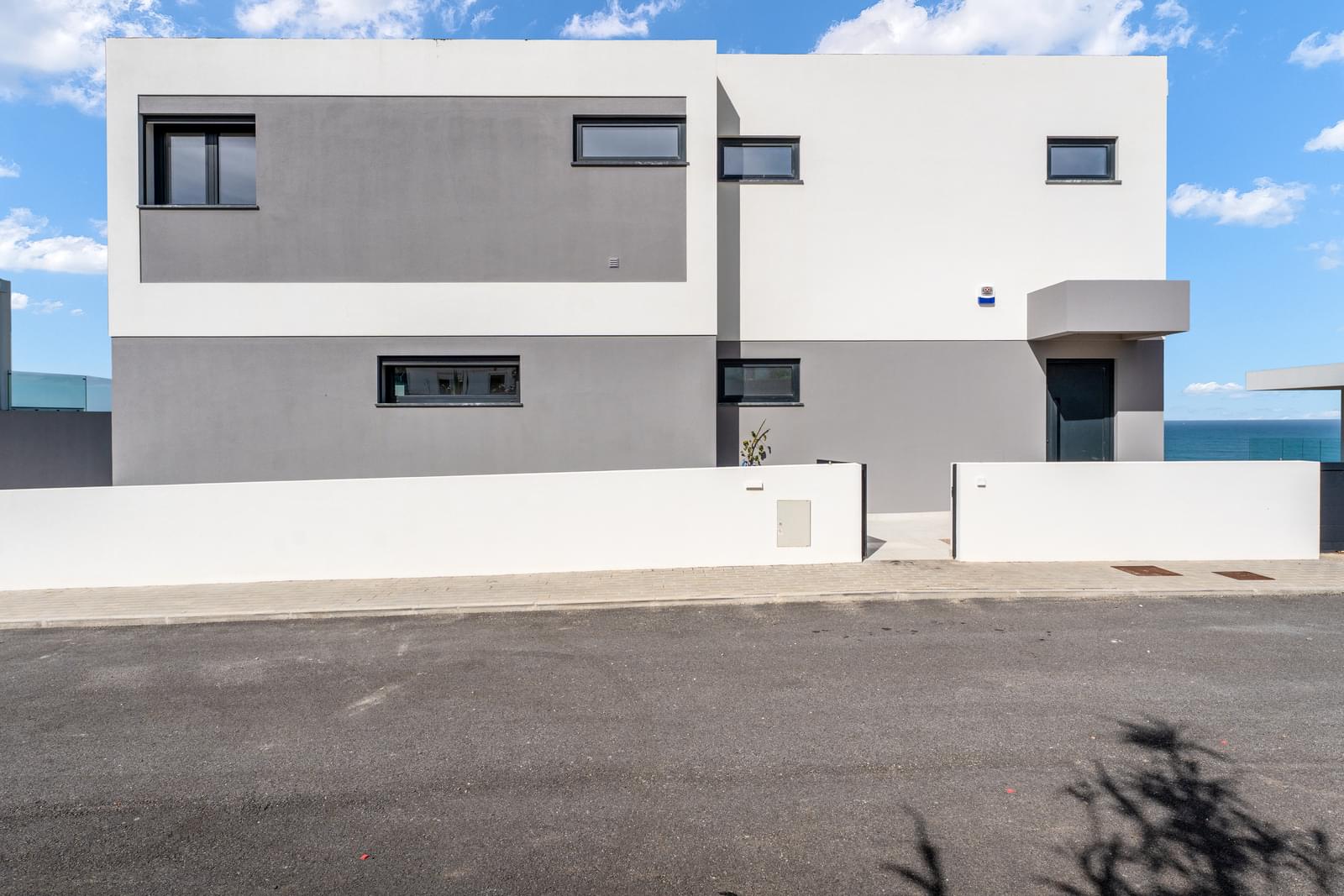 3 Bedroom Villa/Townhouse's Image 32