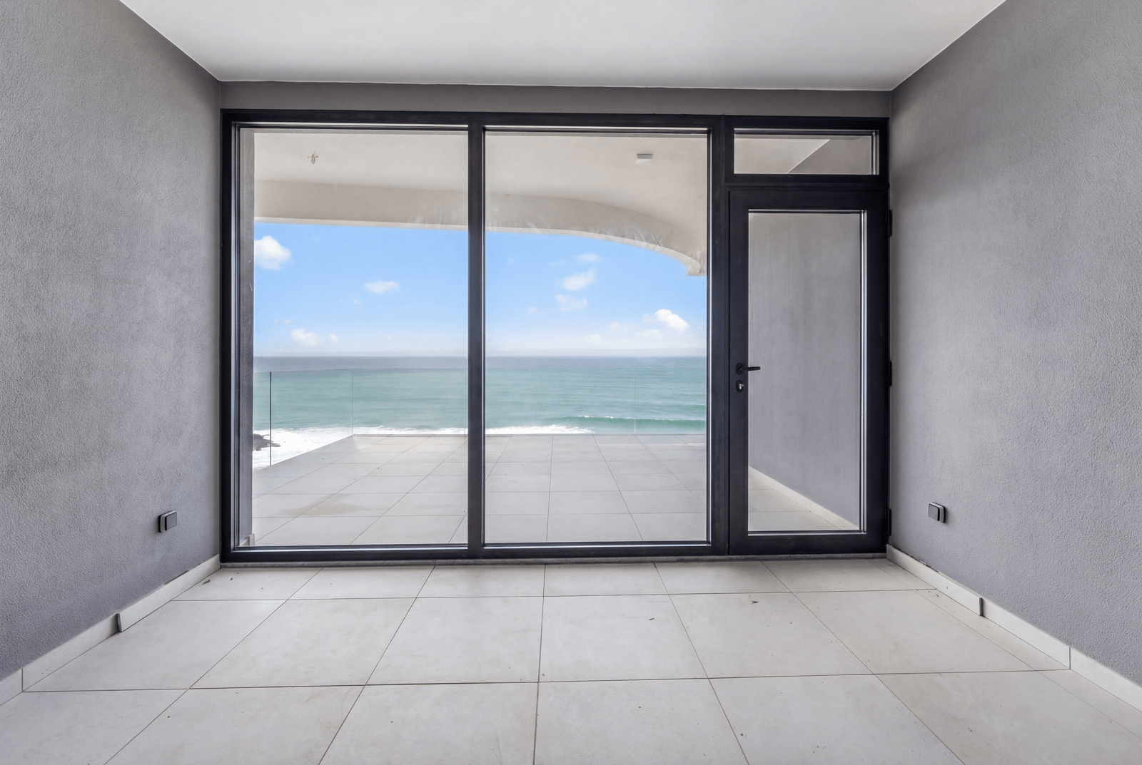 3 Bedroom Villa/Townhouse's Image 35