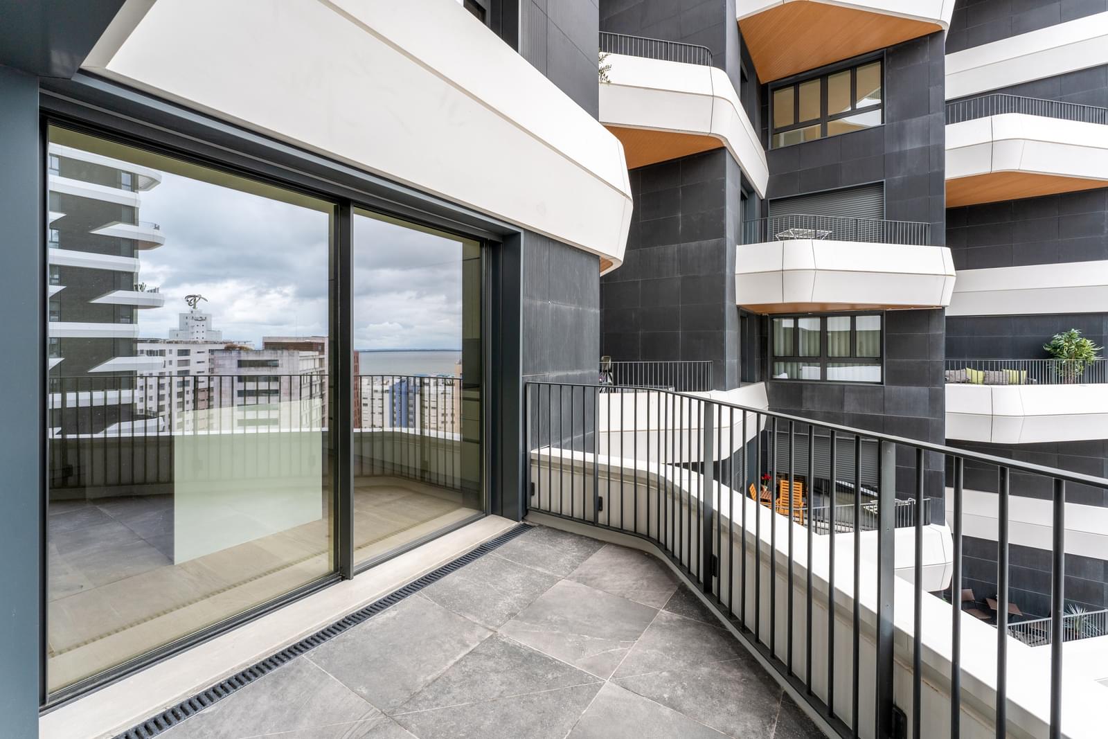2 Bedroom Apartment/Flat's Image 18