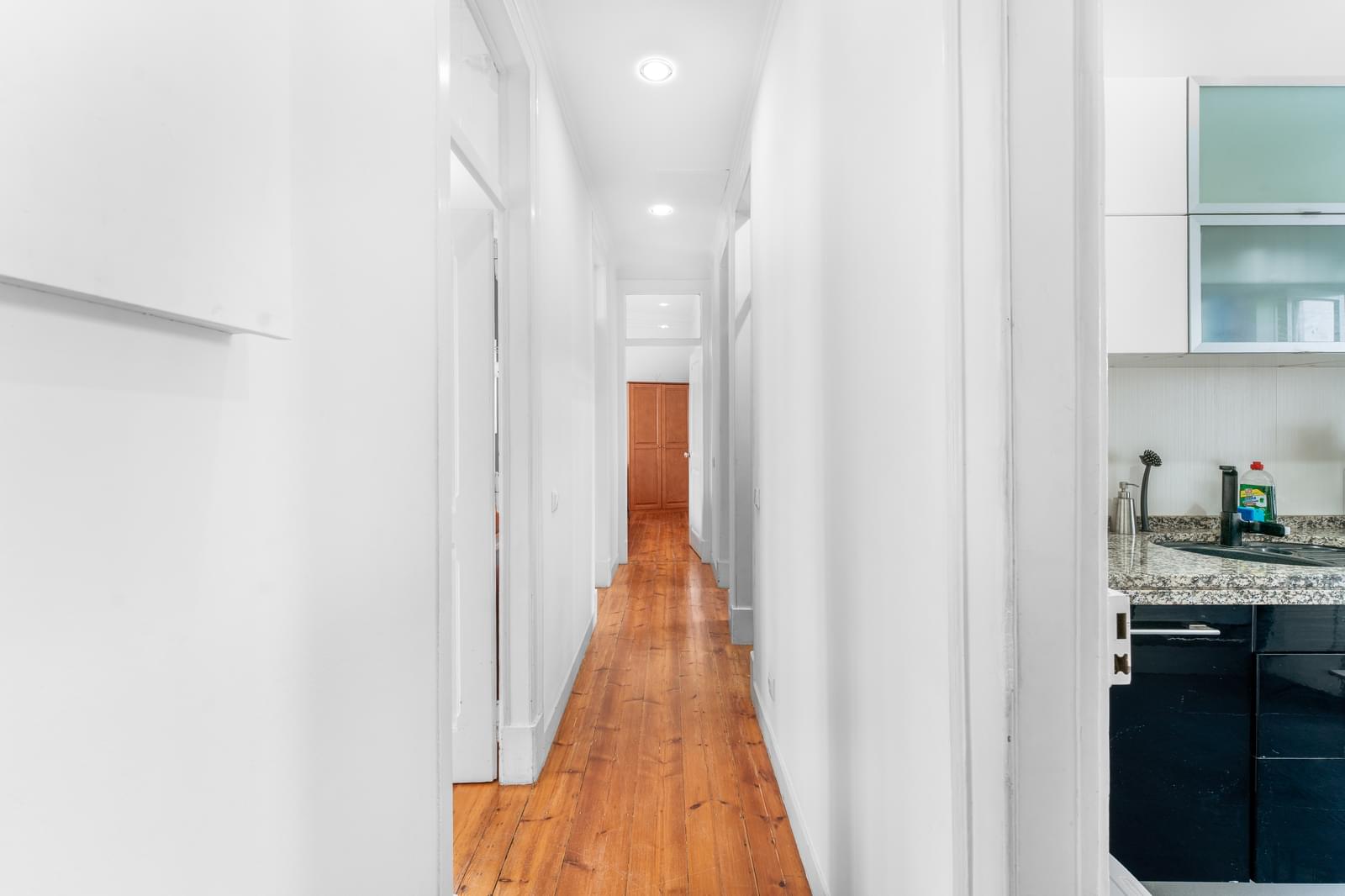 2 Bedroom Apartment/Flat's Image 7
