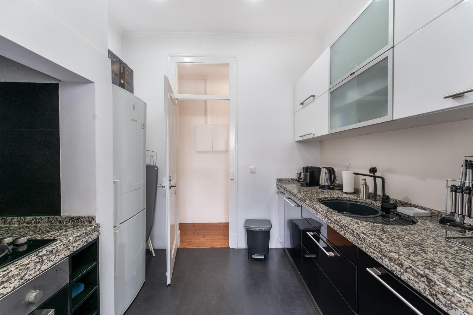 2 Bedroom Apartment/Flat's Image 11