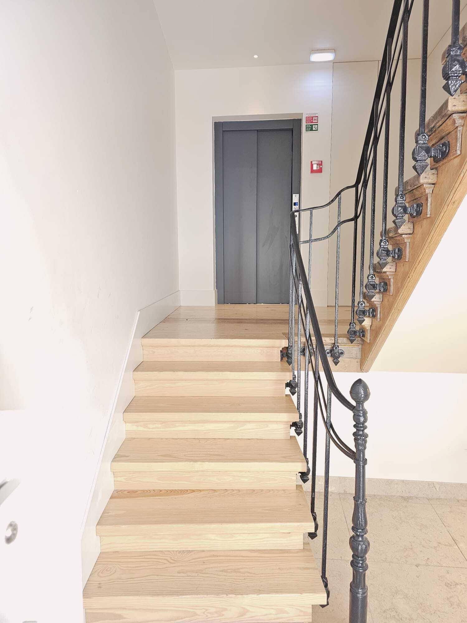 Duplex T1 com vista, Baixa, Lisboa - Imagem 6