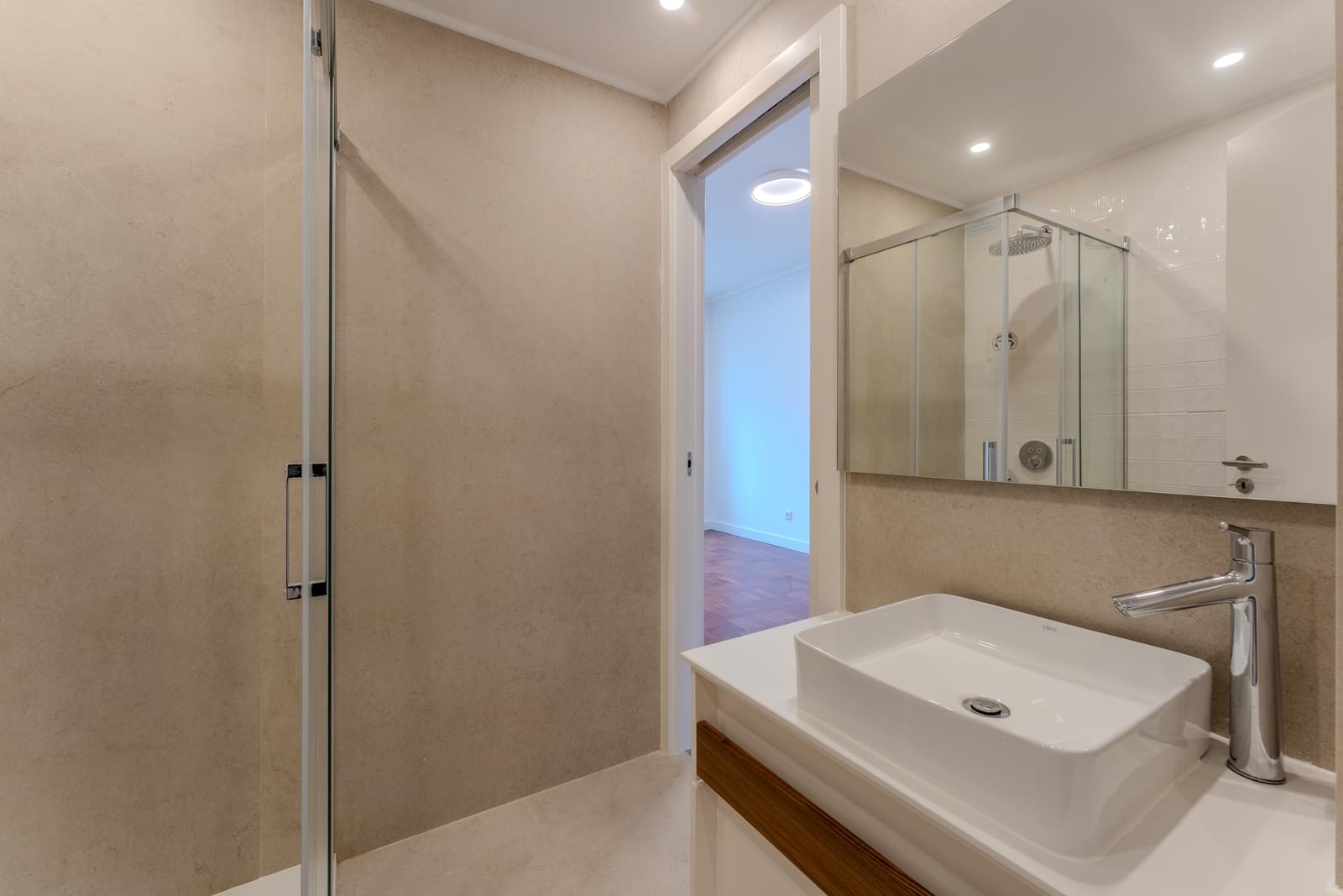 3 Bedroom Apartment/Flat's Image 3