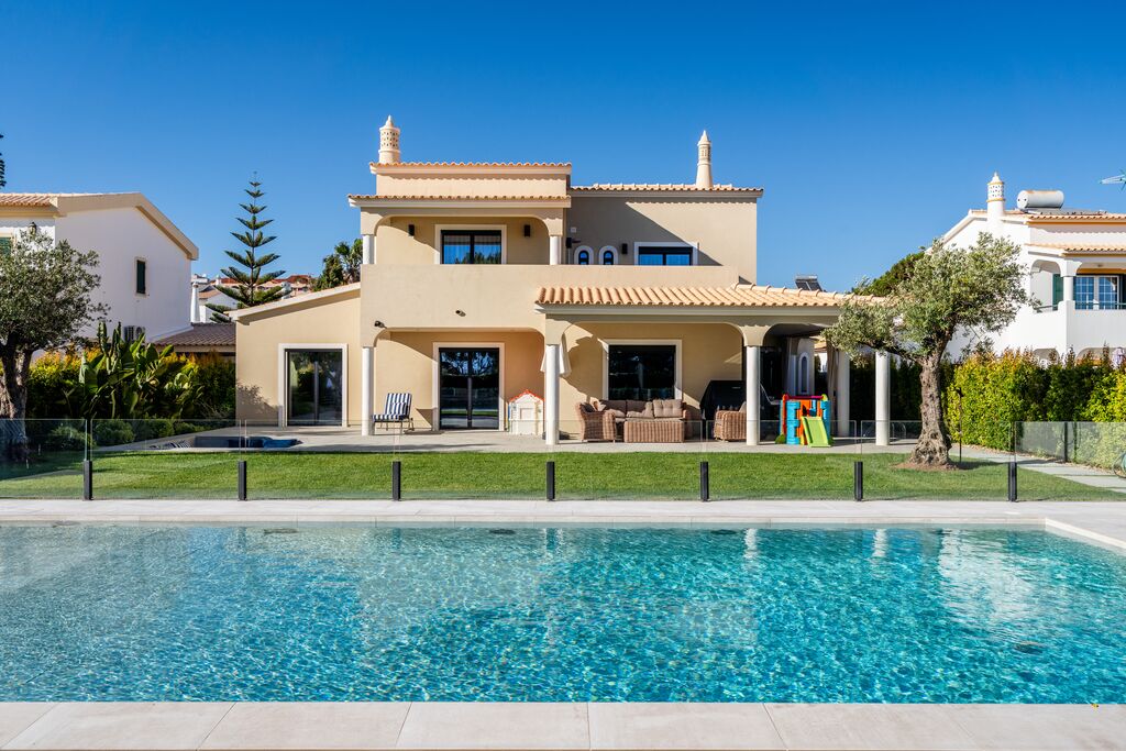 5 Bedroom Detached house with swimming pool, Albufeira 973814117
