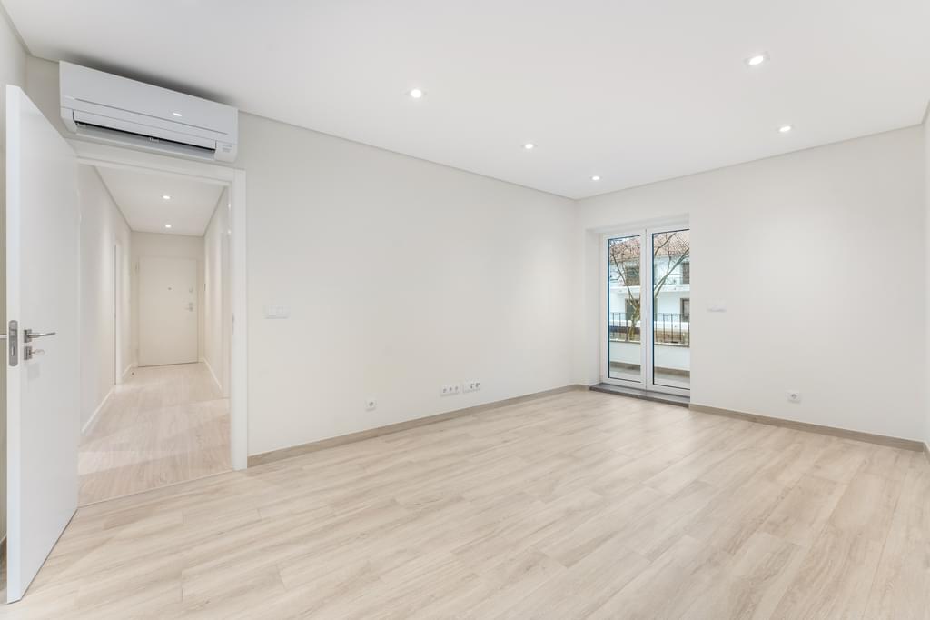 2 Bedroom Apartment in Rua Dra Iracy Doyle 9, Centro Cascais, Cascais 4085046269