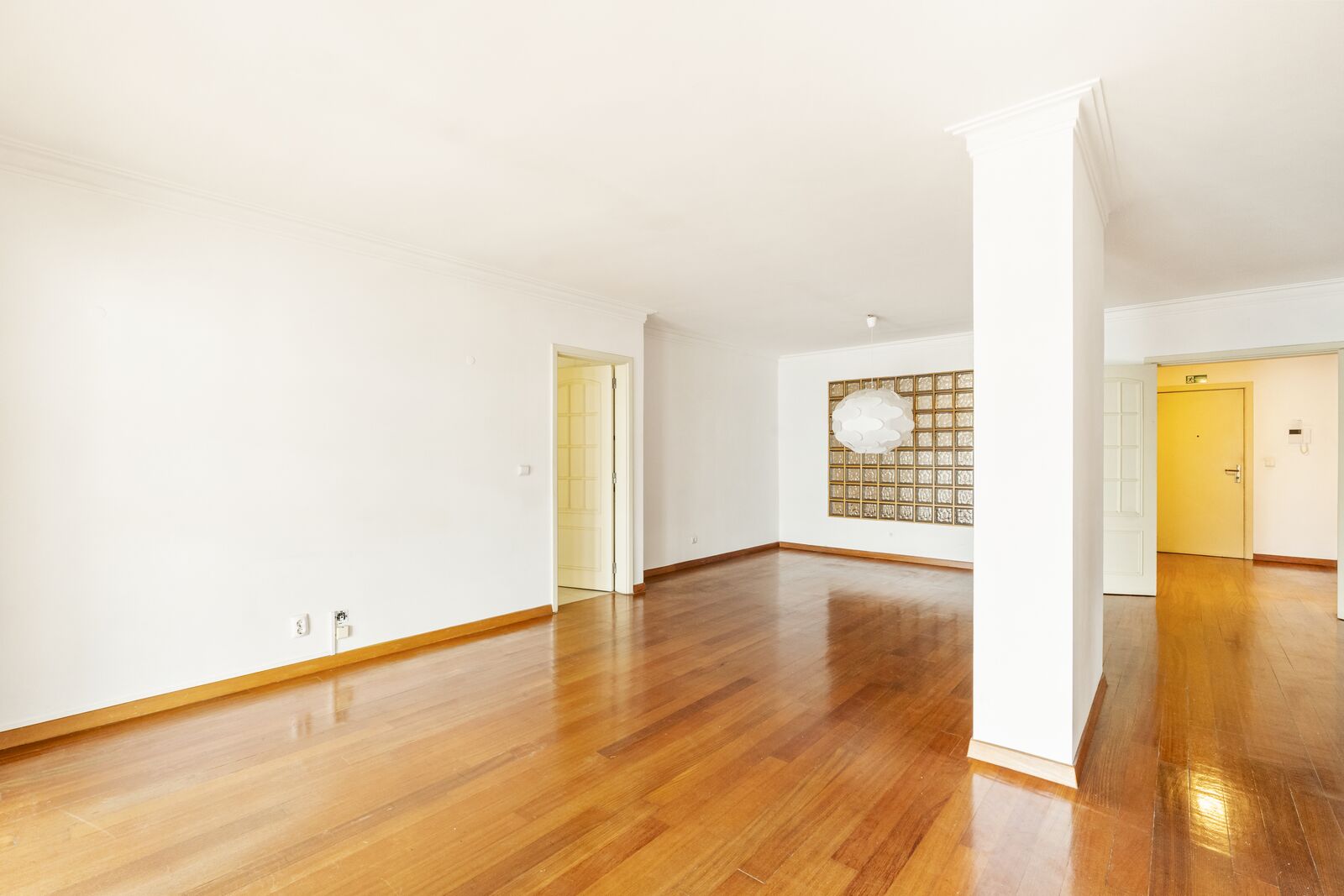 Apartamento T1 + 1 com piscina, Estoril, Cascais - Imagem 21