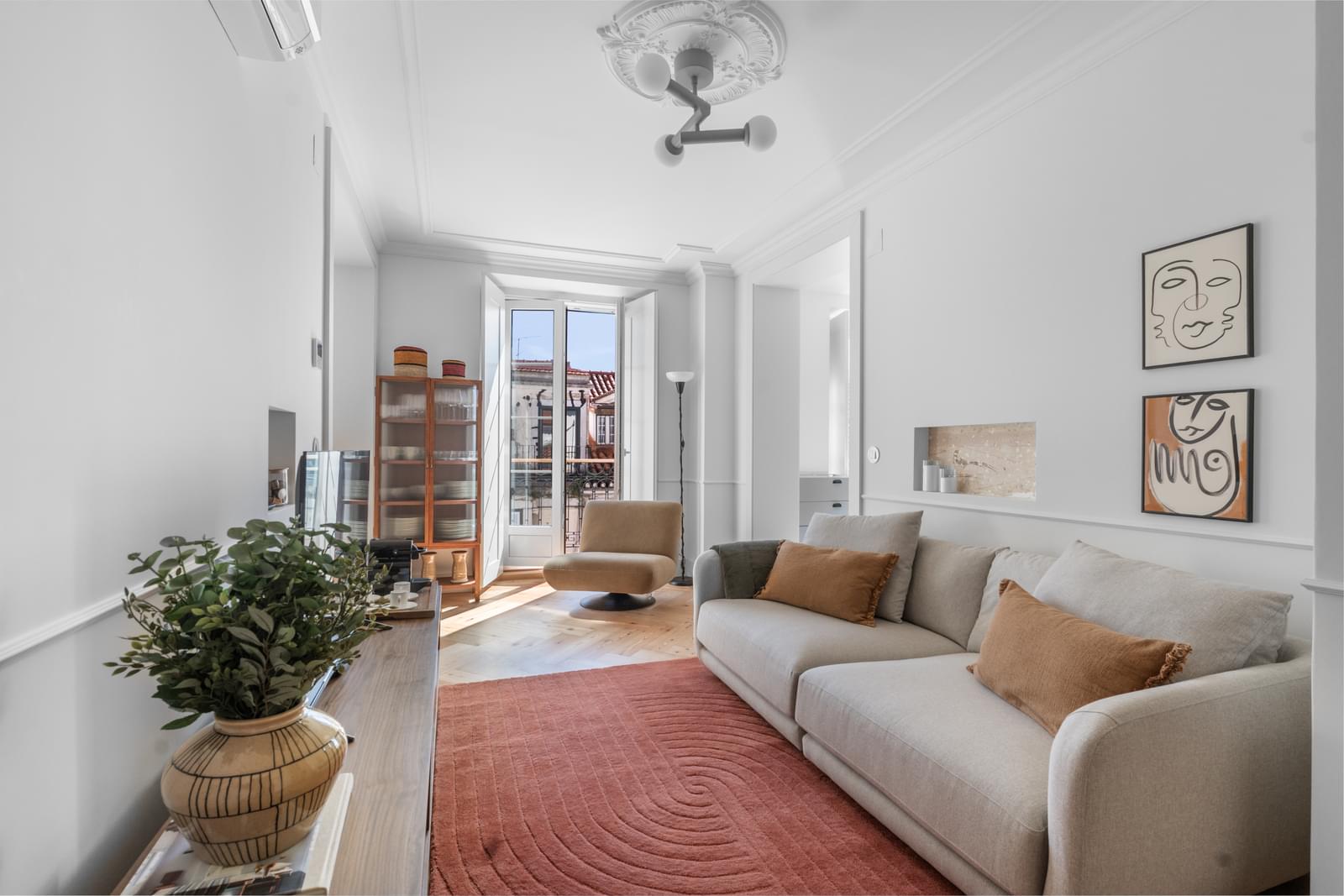 2 Bedroom Apartment/Flat's Image 5