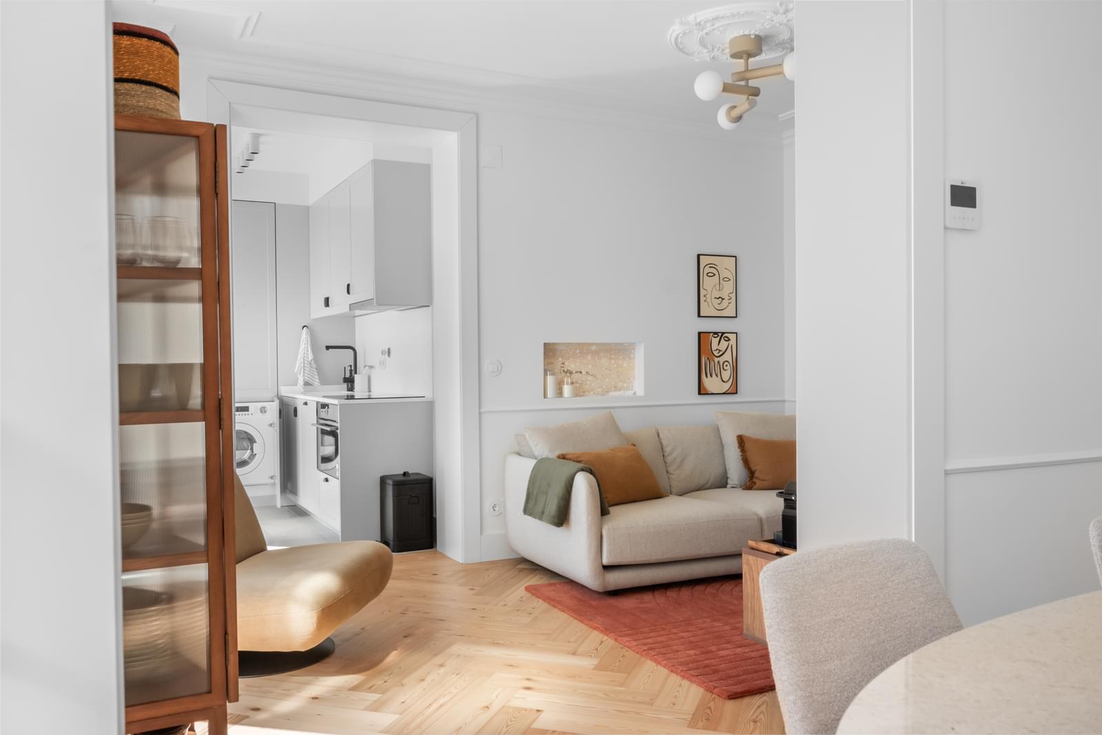 2 Bedroom Apartment/Flat's Image 3