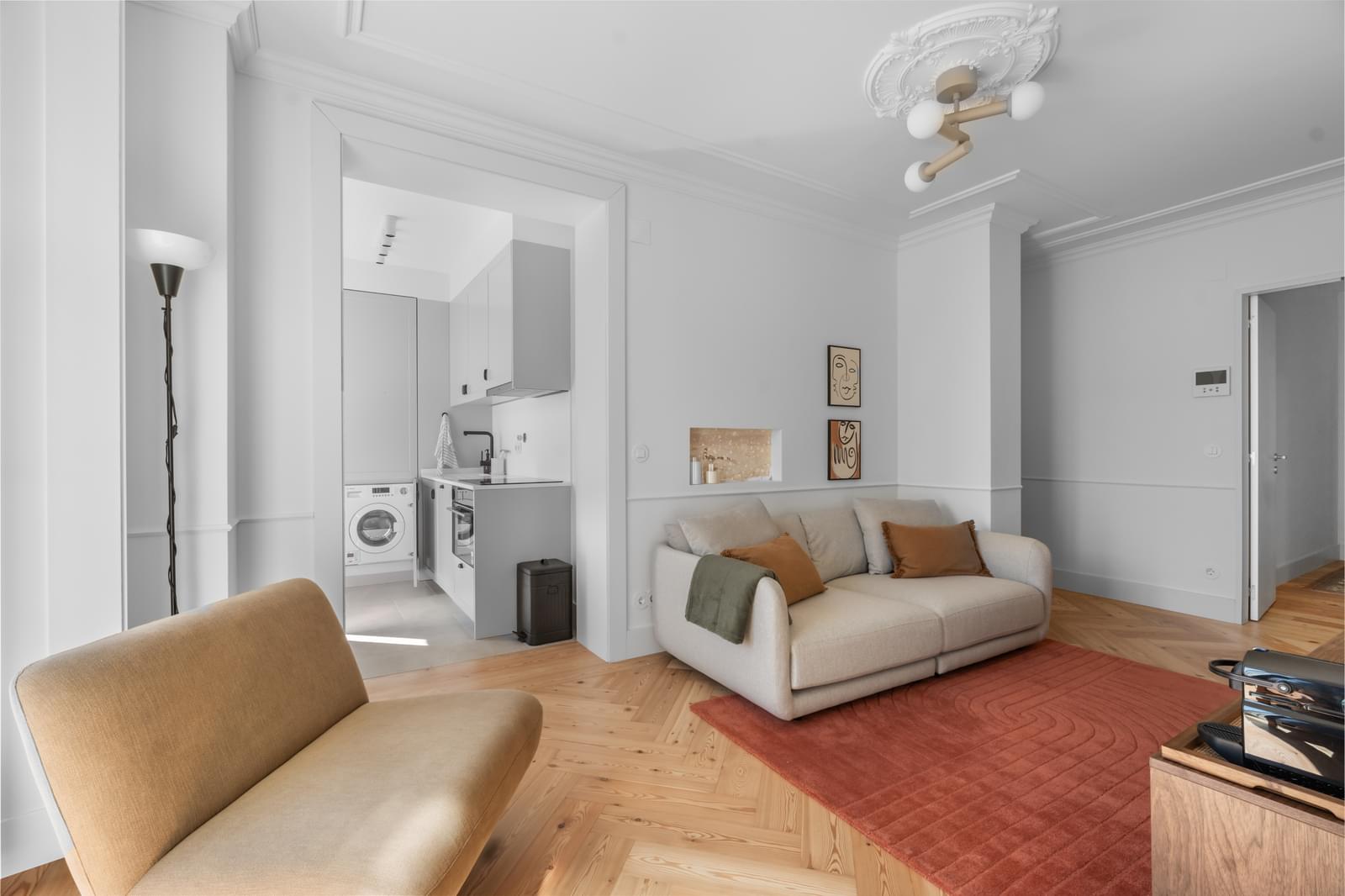 2 Bedroom Apartment/Flat's Image 4
