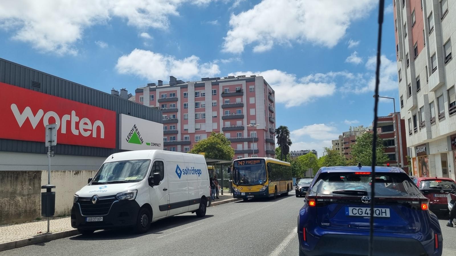 Apartamento T2 com piscina, Lisboa - Imagem 7