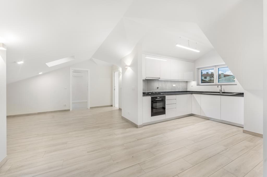 1 Bedroom Apartment in Rua Dra Iracy Doyle 9, Centro Cascais, Cascais 3393020927