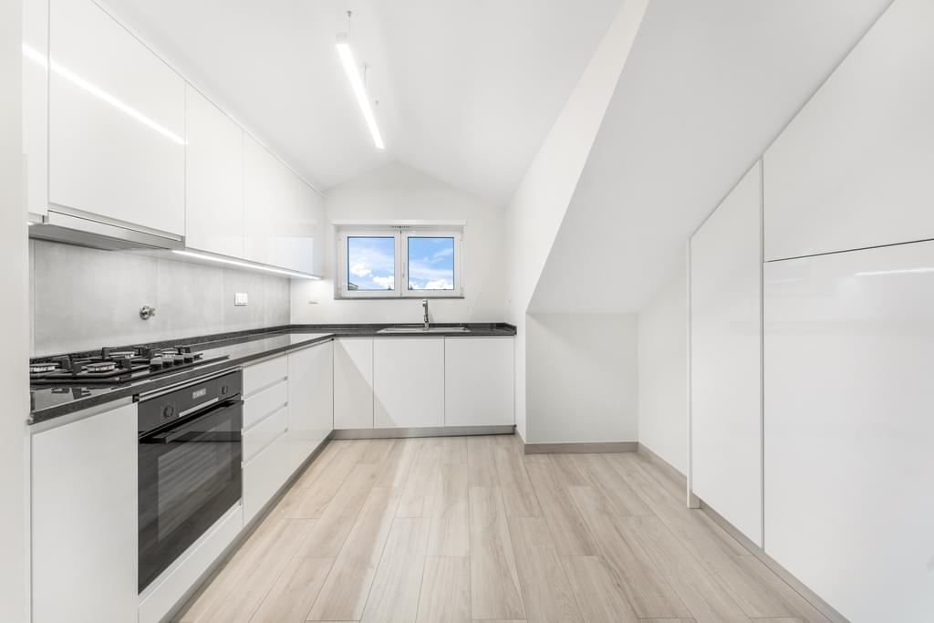 1 Bedroom Apartment in Rua Dra Iracy Doyle 9, Centro Cascais, Cascais 3393020927