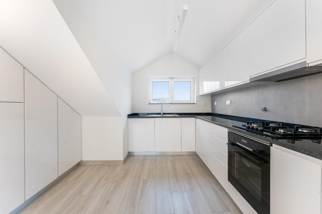 1 Bedroom Apartment in Rua Dra Iracy Doyle 9, Centro Cascais, Cascais 1630503233