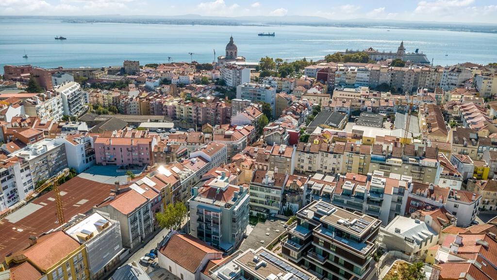 2 Bedroom Apartment with swimming pool, Graça, Lisboa 3044412037