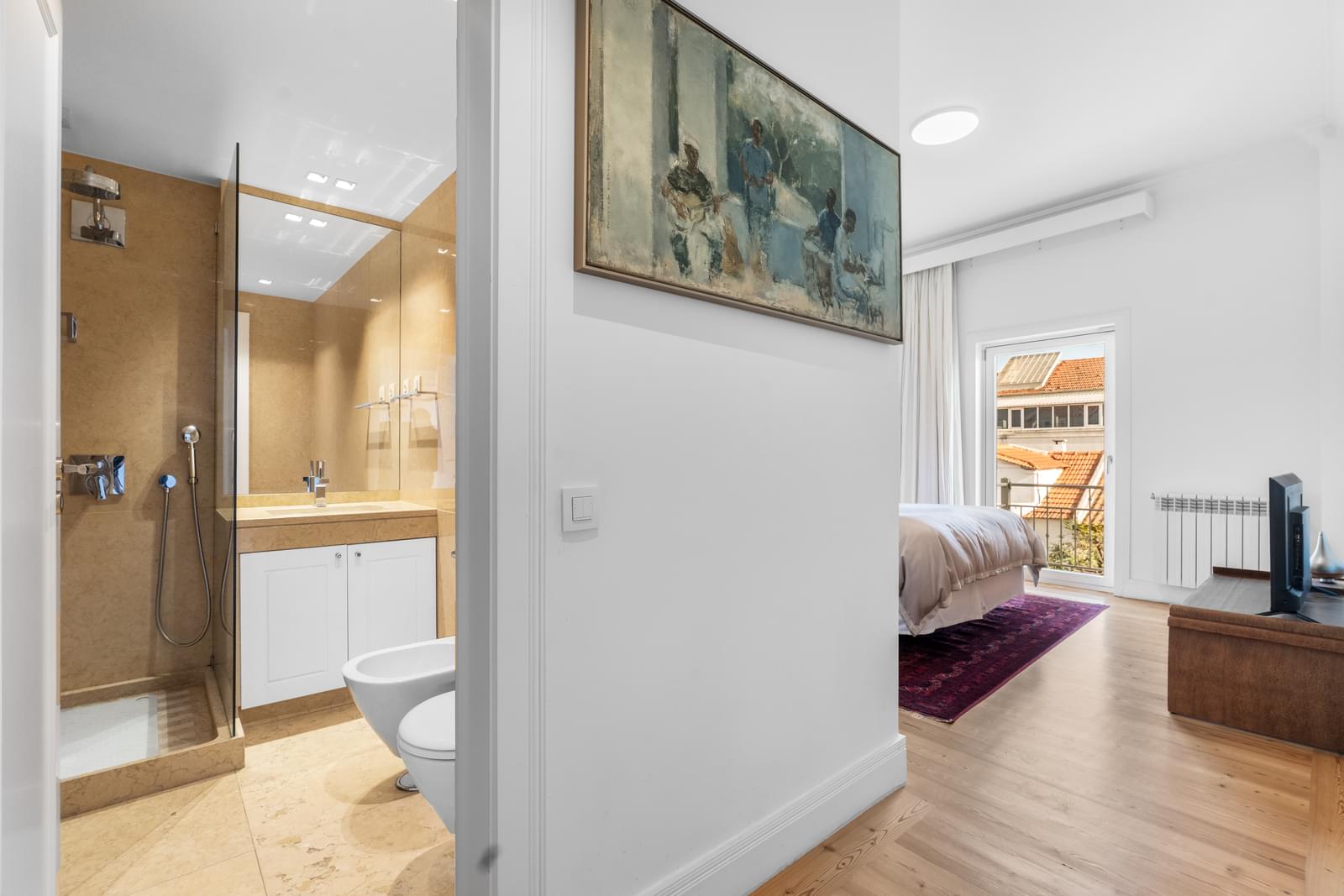 7 Bedroom Villa/Townhouse's Image 23