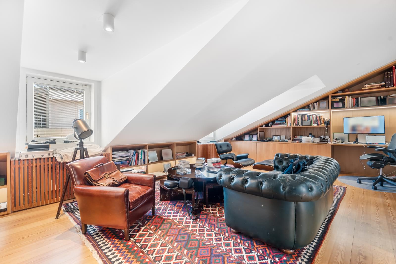 7 Bedroom Villa/Townhouse's Image 33