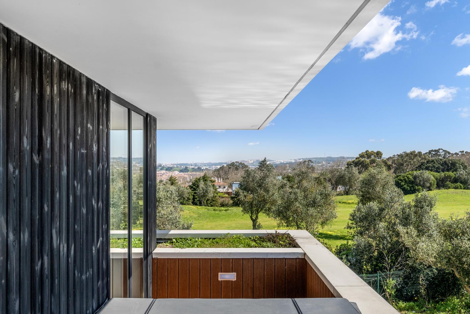 4 Bedroom Villa/Townhouse's Image 36