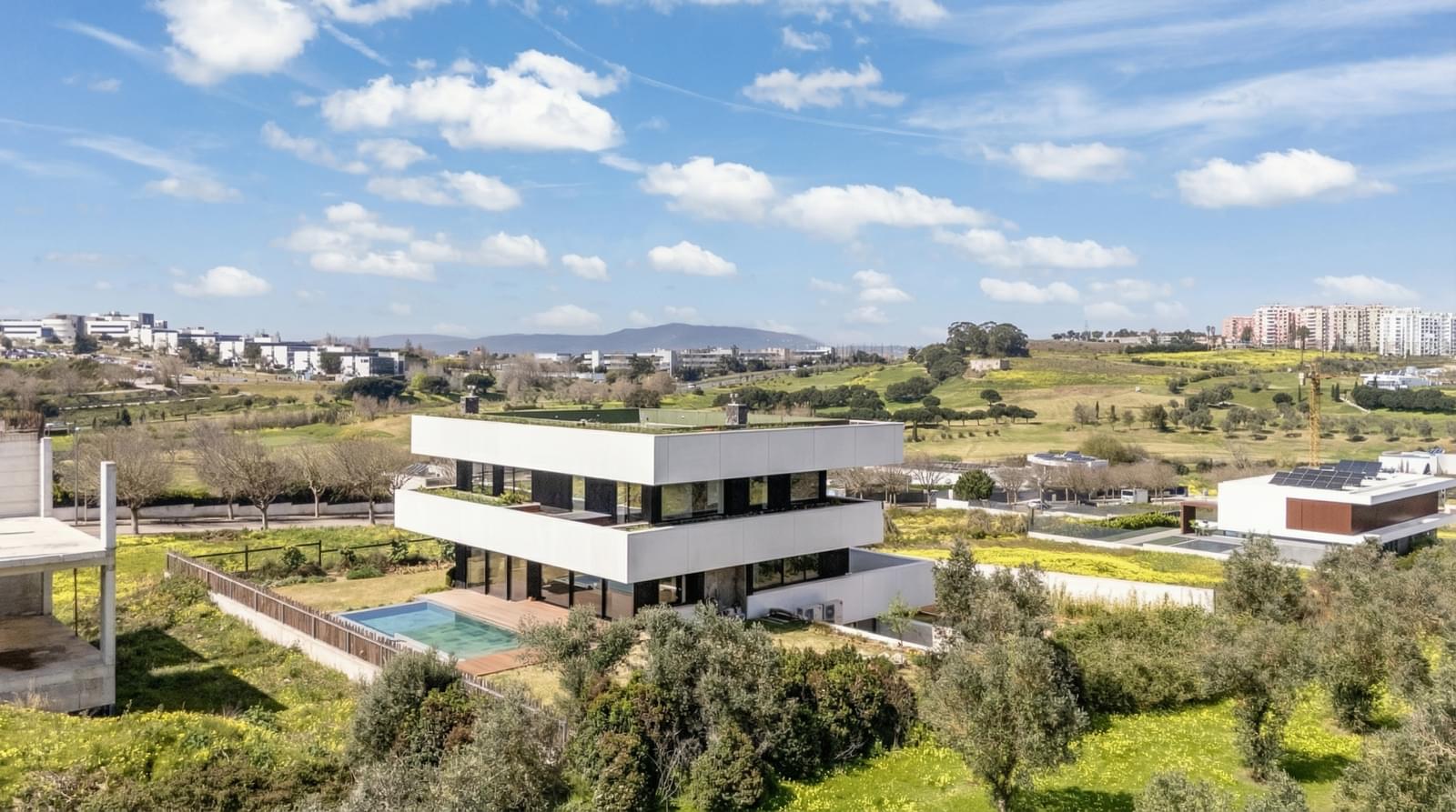 4 Bedroom Villa/Townhouse's Image 47