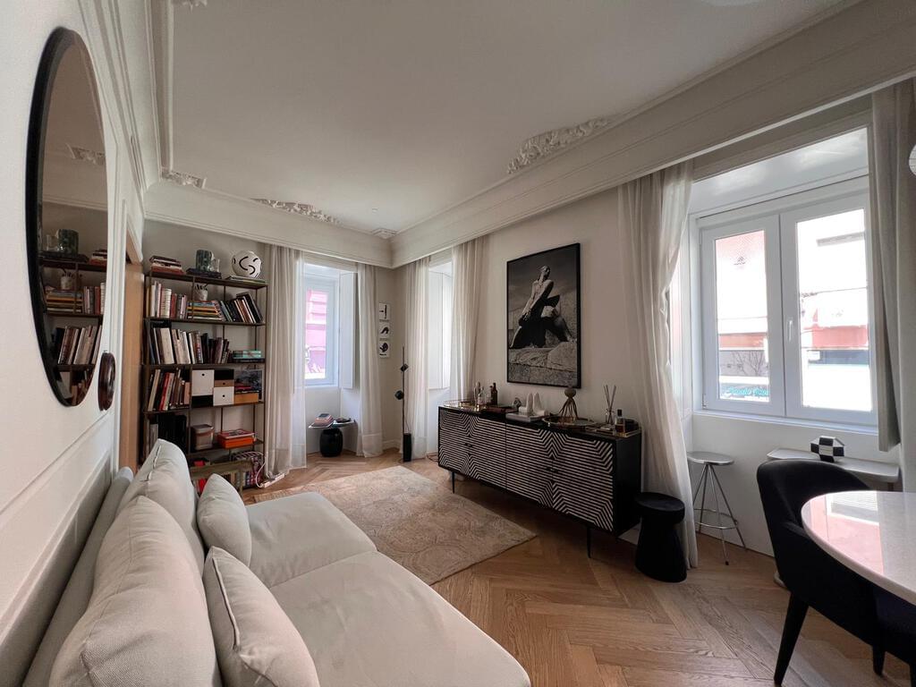 1 Bedroom Apartment with parking, Estrela, Lisboa 2252386484